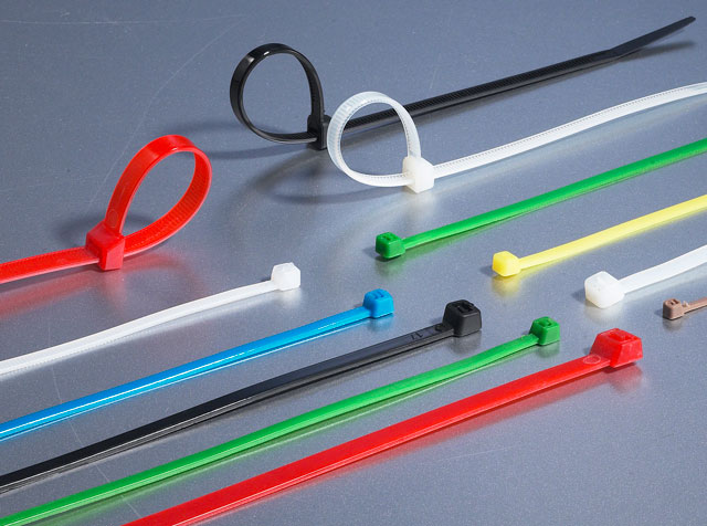 尼龍?jiān)鷰? /></div>
      <div   id=